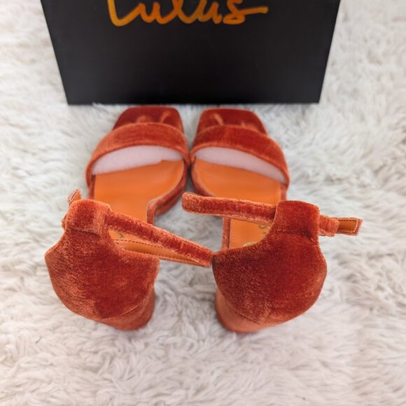 Lulu's Rust Velvet Heels - Picture 5 of 7